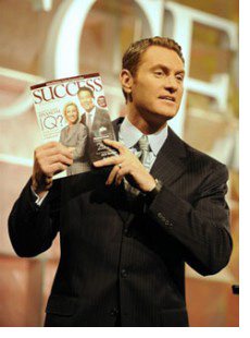 Darren Hardy bio1 220x300 resized 600